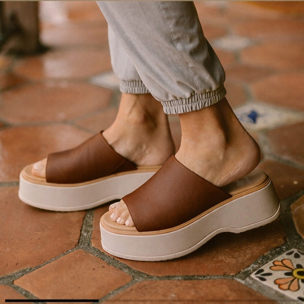 Sorel Slide Sandals 10 Brown Leather Dayspring Chunky Platform Comfort New $120